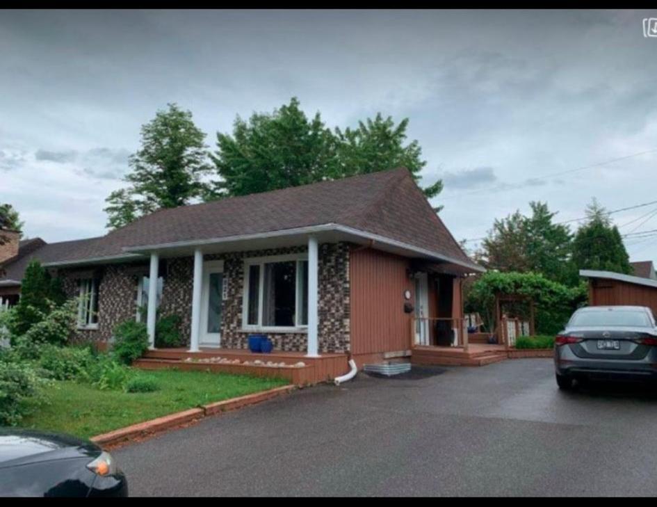 Tinga Home Chicoutimi エクステリア 写真